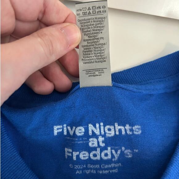 FIVE NIGHTS AT FREDDY'S Graphic Tee NEW Unisex Blue SS FLAW Size Youth XS - Picture 4 of 6